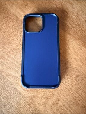 iPhone 16 Pro Max Nomad Cover - Blue &  Black